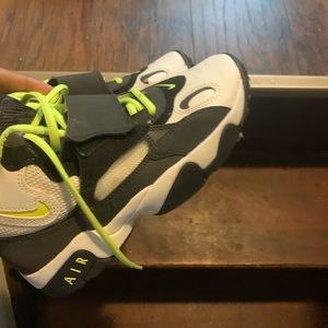 Size 5.5 retro nikes